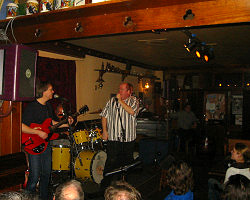 Rickenbackers 2005